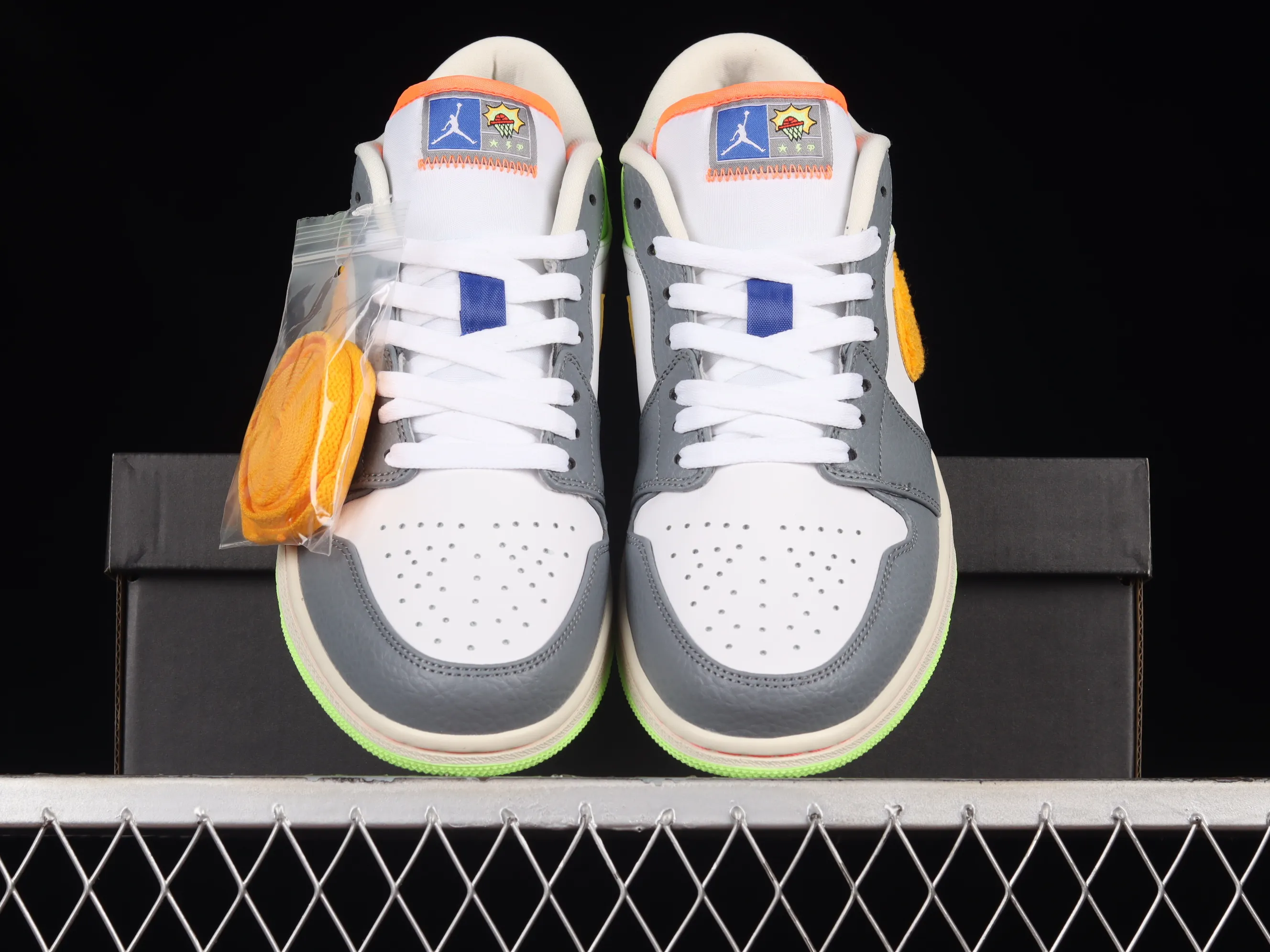 All categories Air Jordan Jordan series basketball shoes Air Jordan 1 Low Air Jordan 1 Low AJ1 Joe 1 patent leather color matching Retro culture and leisure sports sneakers FB1835-181